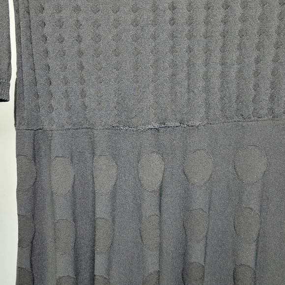 Ann Taylor Black Fit & Flare Knee Length Pleated Skirt Knit Dress Womens Size L - Picture 3 of 9